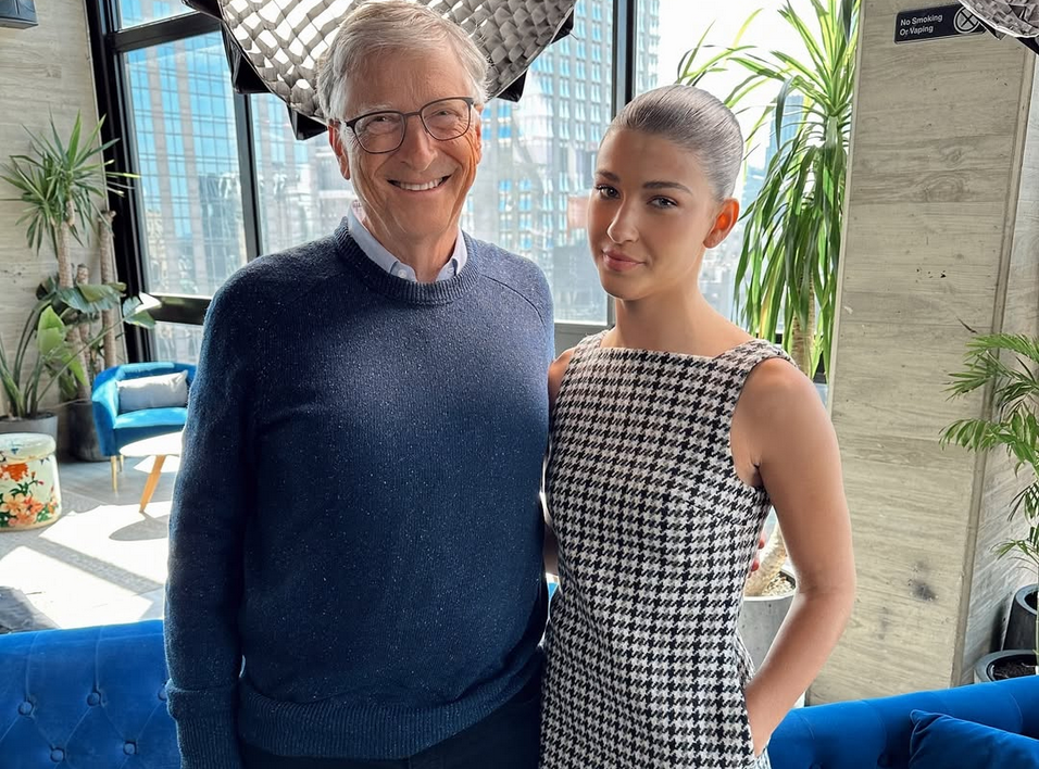 Phoebe Bill Gates : un pied dans la mode « seconde main », l’autre dans le business