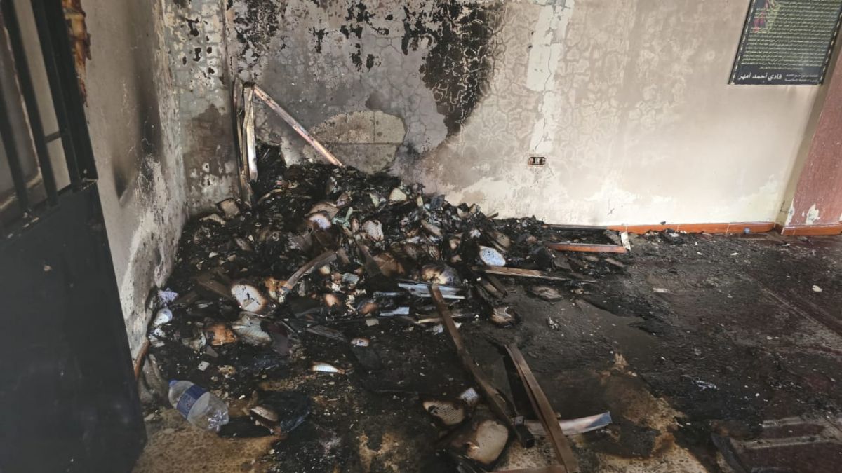 Individuals from Syria set fire to mosque in Hoch al-Sayyed Ali Individuals from Syria set fire to mosque in Hoch al-Sayyed Ali