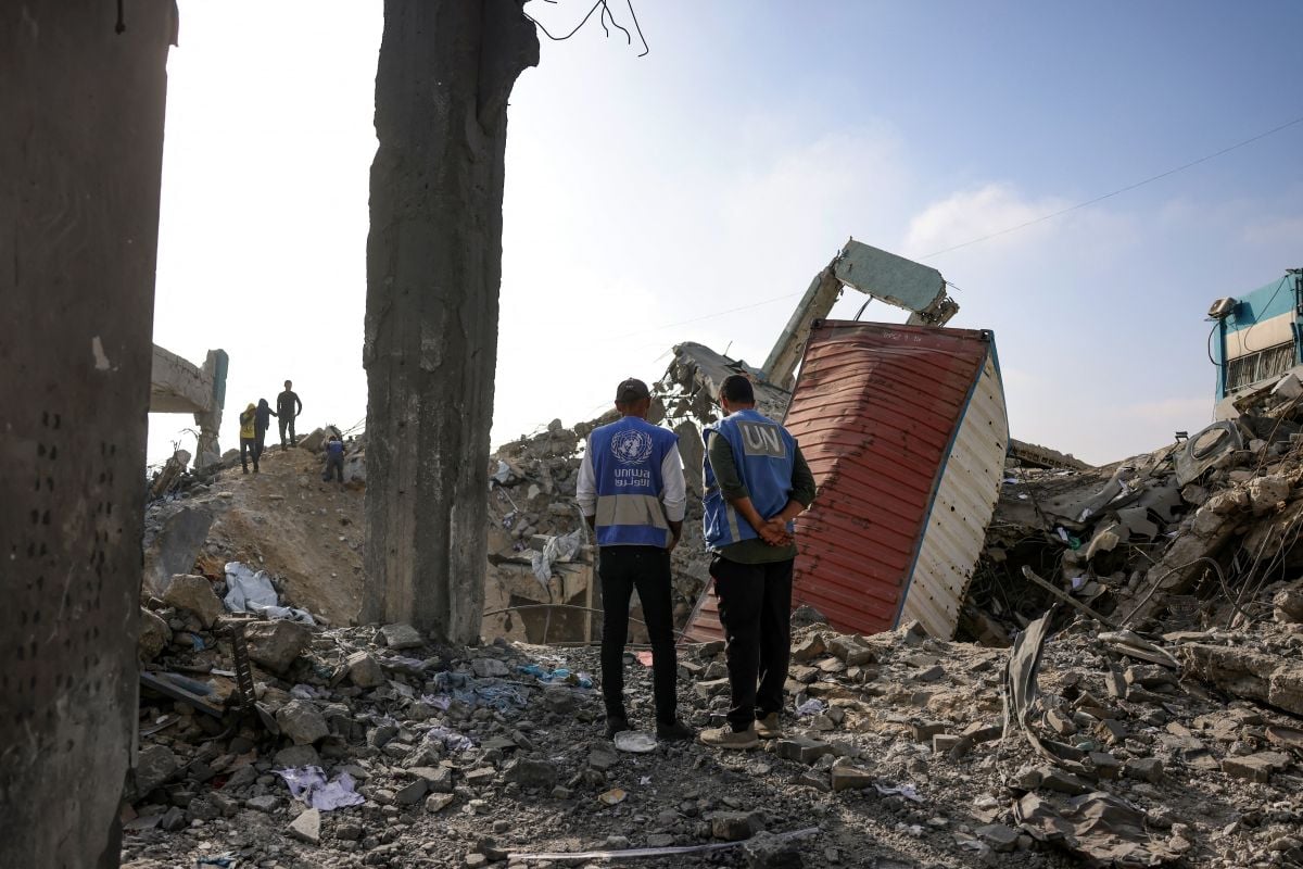 Au moins 13 Palestiniens tués par l'armée israélienne samedi matin, dont plusieurs enfants Au moins 13 Palestiniens tués par l'armée israélienne samedi matin, dont plusieurs enfants