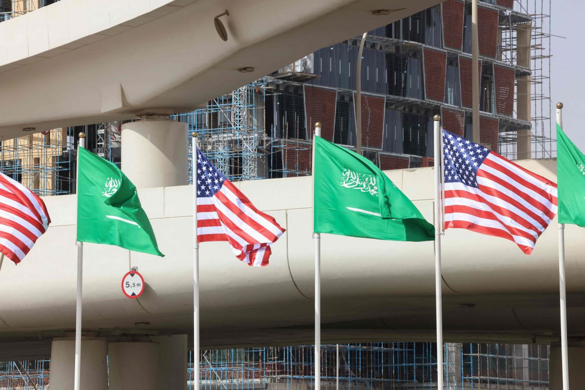 Tous les yeux rivés sur l’Arabie saoudite, alors que l’arrivée de Trump promet son lot de surprises