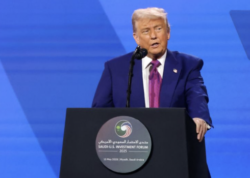 Depuis Riyad, Trump promet d’aider le Liban à construire un « avenir meilleur »