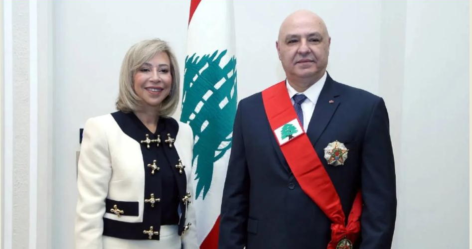 Aoun and his wife en route to Vatican to participate in pope's enthronement