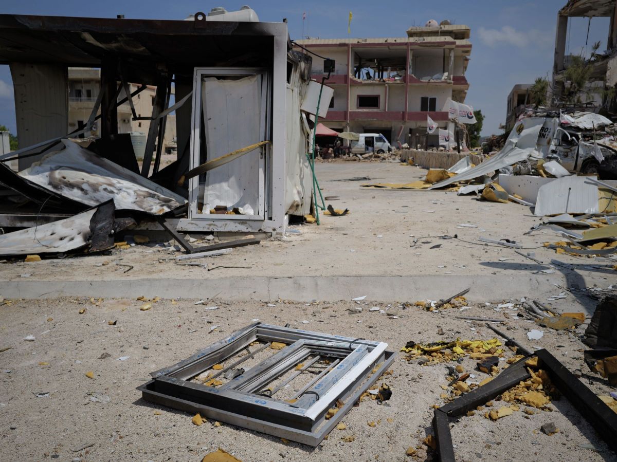 Liban-Sud : un homme tué dans une frappe israélienne à Arnoun, des préfabriqués bombardés Liban-Sud : un homme tué dans une frappe israélienne à Arnoun, des préfabriqués bombardés