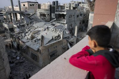 Gaza : la Défense civile locale annonce 50 morts dans des raids israéliens