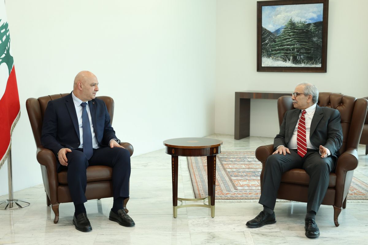 Aoun et Salam échangent à Baabda sur leurs déplacements à l’étranger Aoun et Salam échangent à Baabda sur leurs déplacements à l’étranger
