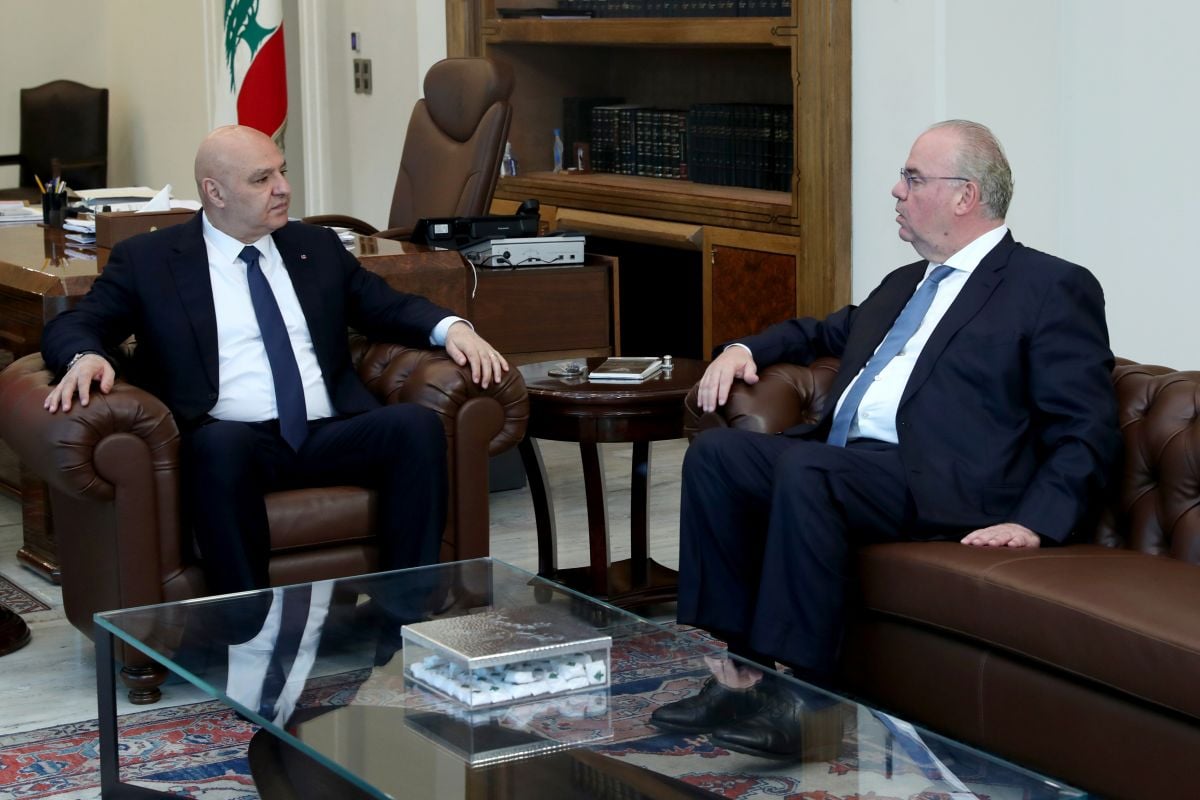 Aoun, Salam, Hage meet Starlink manager Aoun, Salam, Hage meet Starlink manager