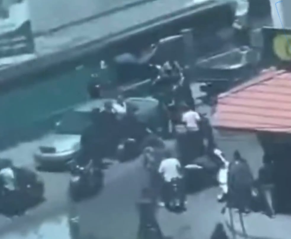 One killed in family-related dispute in Beirut's southern suburb One killed in family-related dispute in Beirut's southern suburb