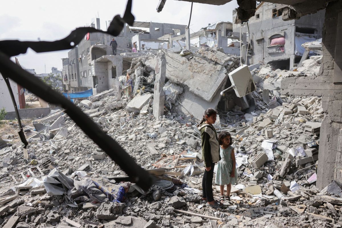 Gaza doctor dies 9 days after Israeli strike kills 9 of his 10 children