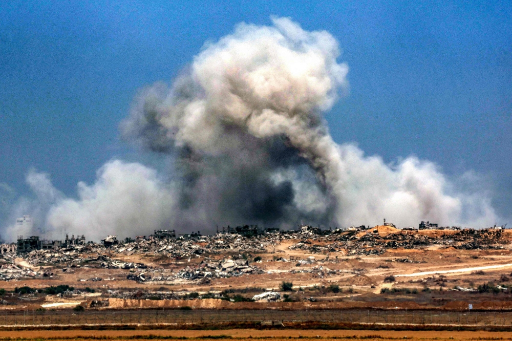 1,000s of volunteers departing for Rafah from Tunisia, Algeria: Several media reports