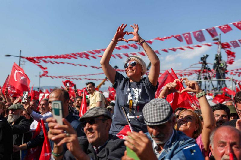 Fin d'une grève de plus de 20.000 employés municipaux à Izmir