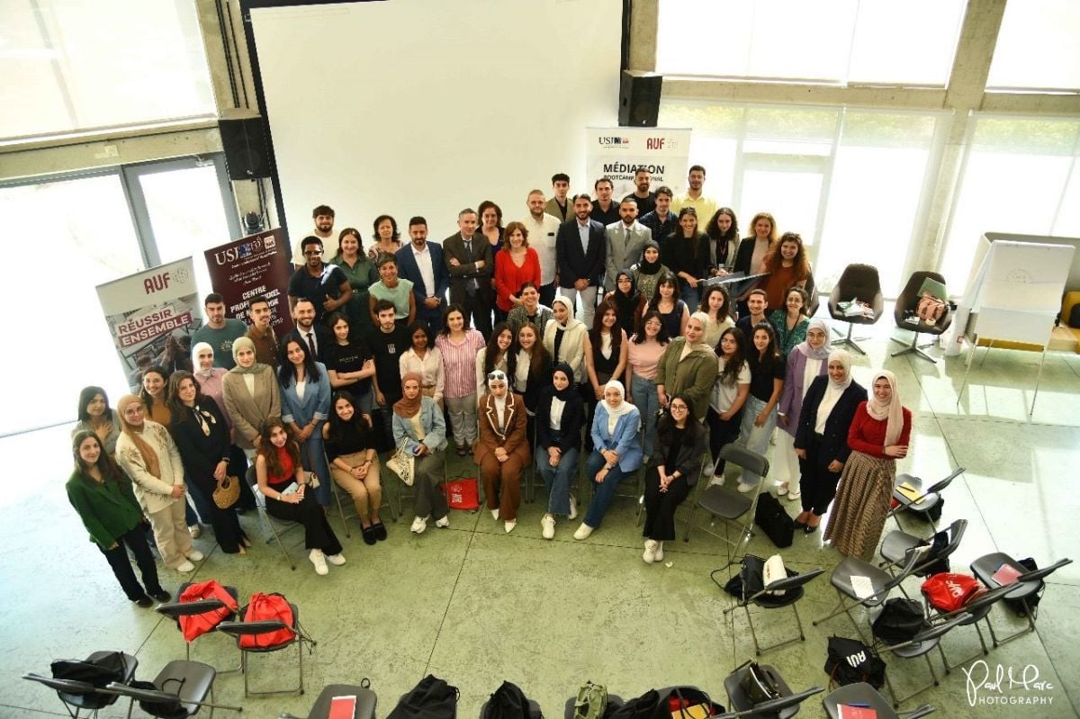 À Beyrouth, un bootcamp forme des étudiants du Moyen-Orient à devenir artisans de paix À Beyrouth, un bootcamp forme des étudiants du Moyen-Orient à devenir artisans de paix