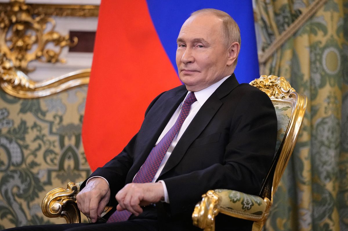Le Kremlin défend le « droit » de l'Iran à l'énergie nucléaire civile Le Kremlin défend le « droit » de l'Iran à l'énergie nucléaire civile