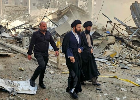 Frappes israéliennes contre l'Iran : pourquoi le Hezbollah prend ses distances