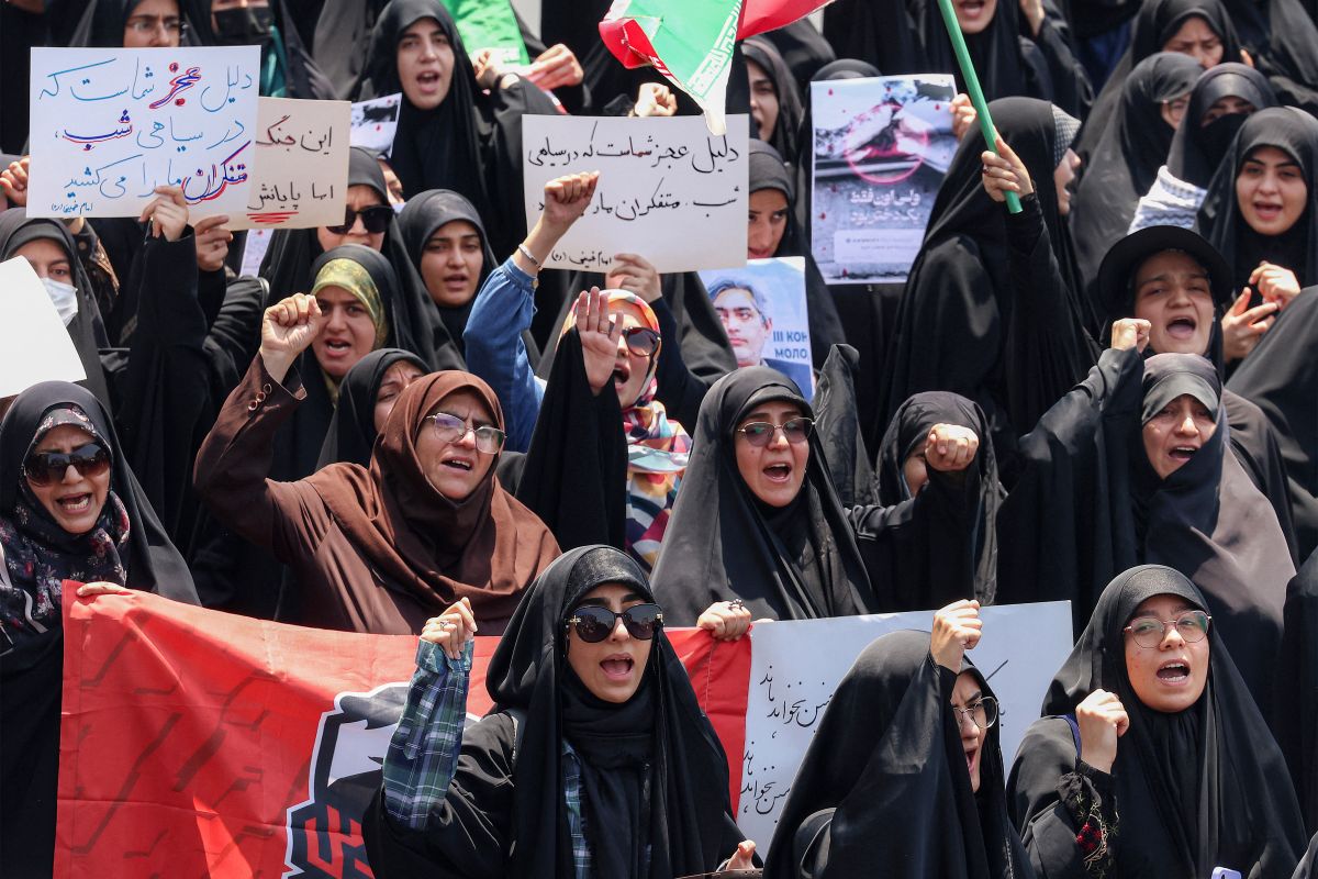 Israël et Iran : un demi-siècle de tensions et conflits Israël et Iran : un demi-siècle de tensions et conflits