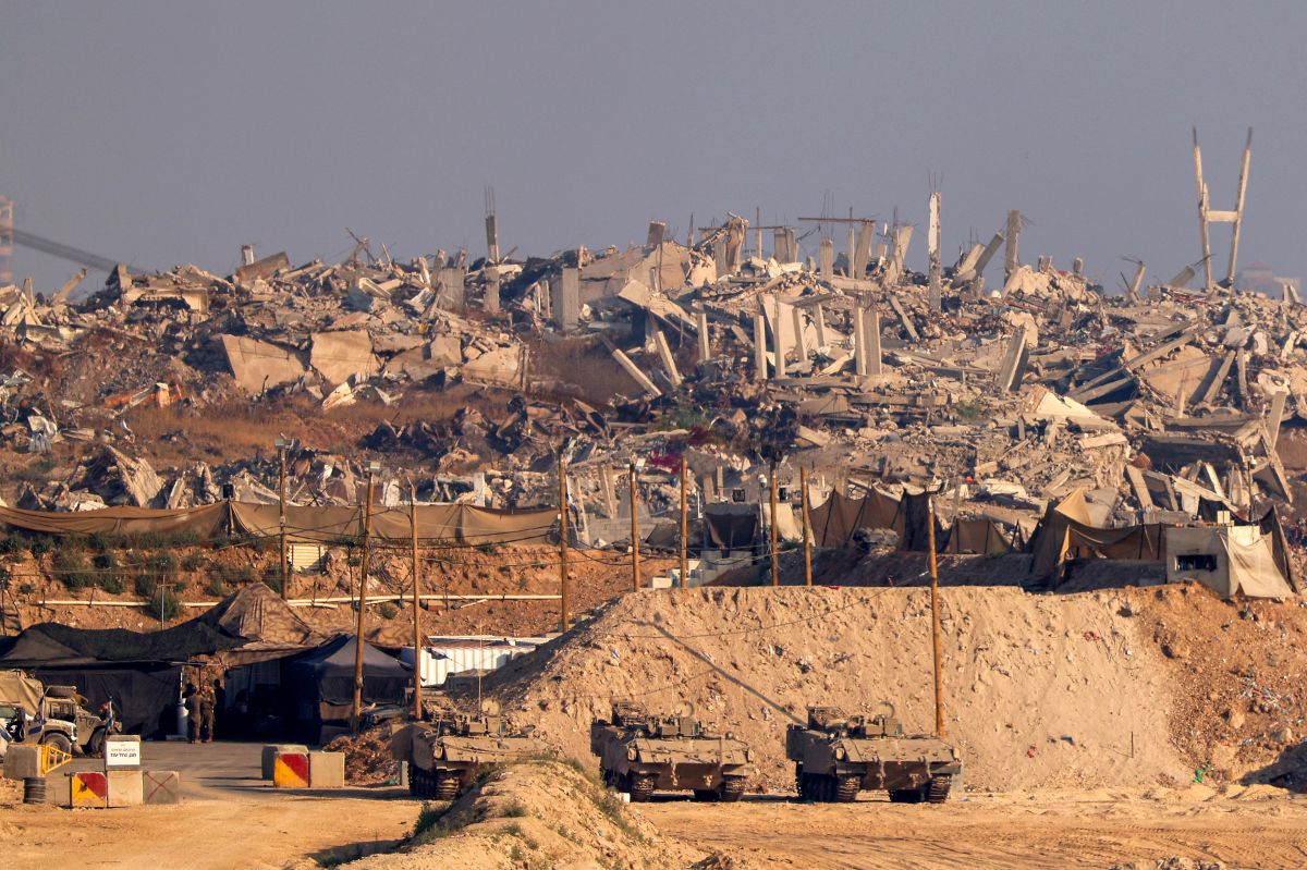 Israeli soldier killed during fighting in the southern Gaza Strip Israeli soldier killed during fighting in the southern Gaza Strip