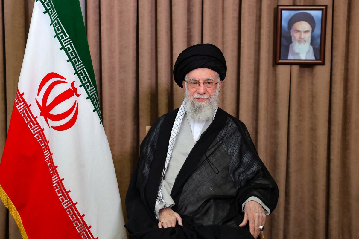 Trump aurait mis son véto contre l'assassinat de Khamenei par Israël Trump aurait mis son véto contre l'assassinat de Khamenei par Israël