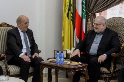 Le Hezbollah « soutient la position de l’État » sur la Finul, affirme Raad à Le Drian