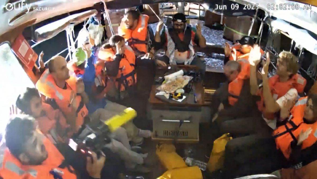 Israël a expulsé six autres passagers du bateau pour Gaza dont l'eurodéputée Rima Hassan Israël a expulsé six autres passagers du bateau pour Gaza dont l'eurodéputée Rima Hassan