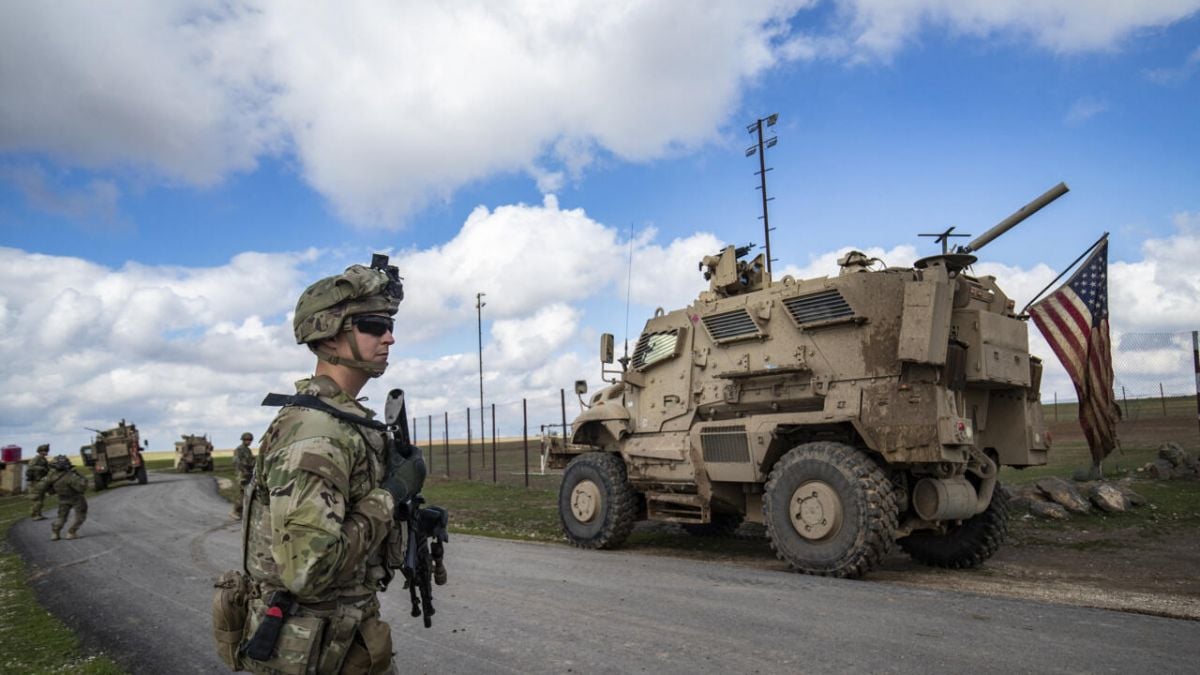 L'armée américaine se retire de deux nouvelles bases en Syrie, les Kurdes inquiets L'armée américaine se retire de deux nouvelles bases en Syrie, les Kurdes inquiets