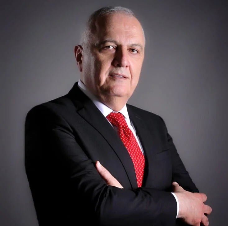 « Si mon émission est suspendue, c’est que nous avons un problème de libertés », lance le journaliste Walid Abboud « Si mon émission est suspendue, c’est que nous avons un problème de libertés », lance le journaliste Walid Abboud