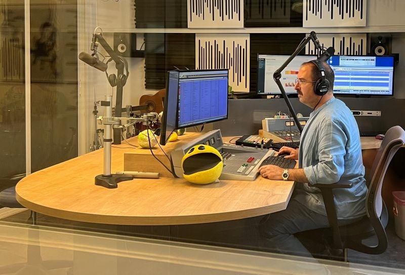 Karim Mansour : Light FM se finance aujourd’hui grâce à la sonorisation des espaces publics Karim Mansour : Light FM se finance aujourd’hui grâce à la sonorisation des espaces publics
