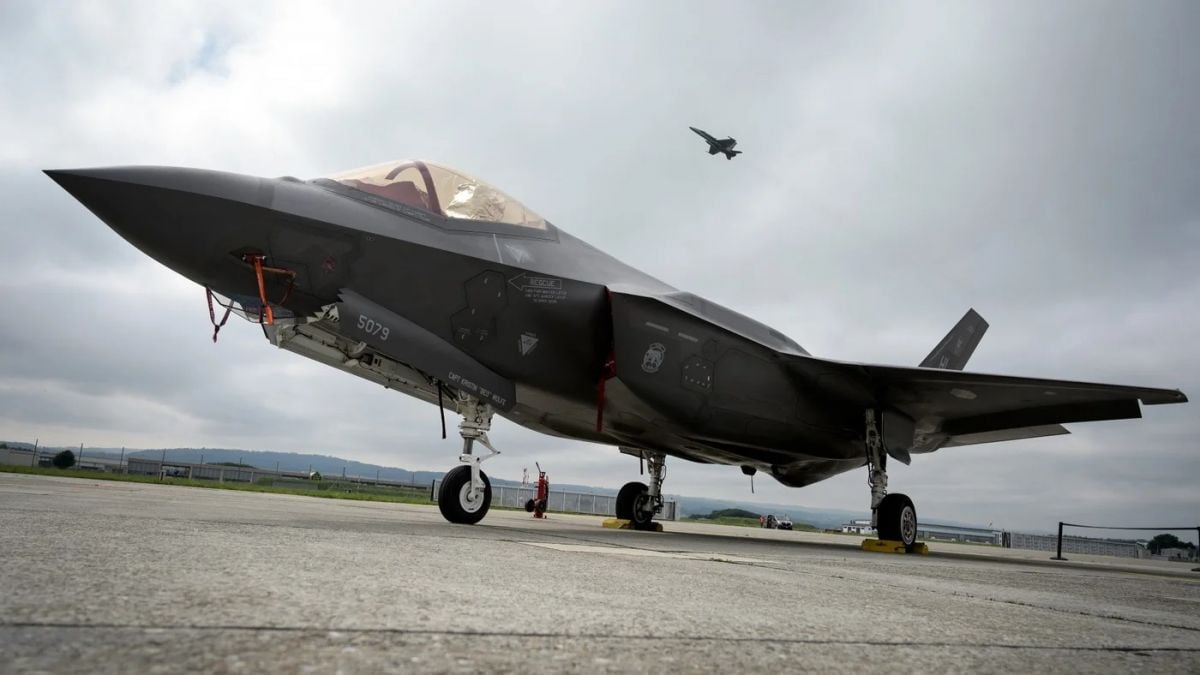 Bombardiers lourds, avions de chasse : l'armée US renforce son déploiement au Moyen-Orient Bombardiers lourds, avions de chasse : l'armée US renforce son déploiement au Moyen-Orient