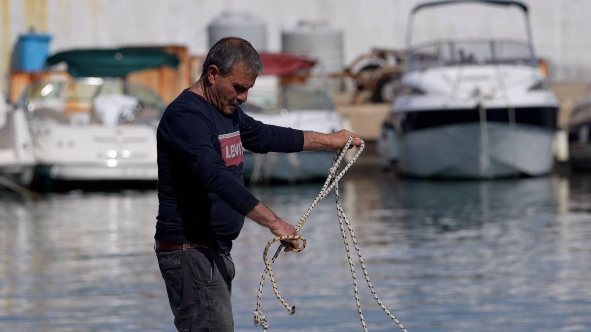 Israeli threats against fishermen in Sour and Naqoura Israeli threats against fishermen in Sour and Naqoura