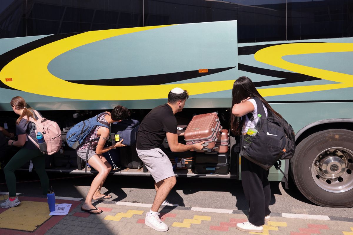 People in Israel flee the country by yacht to Cyprus - L'Orient Today