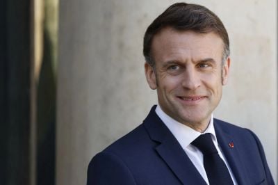 Macron affirme que les Européens vont « accélérer les négociations » avec l'Iran, après un appel avec le président iranien