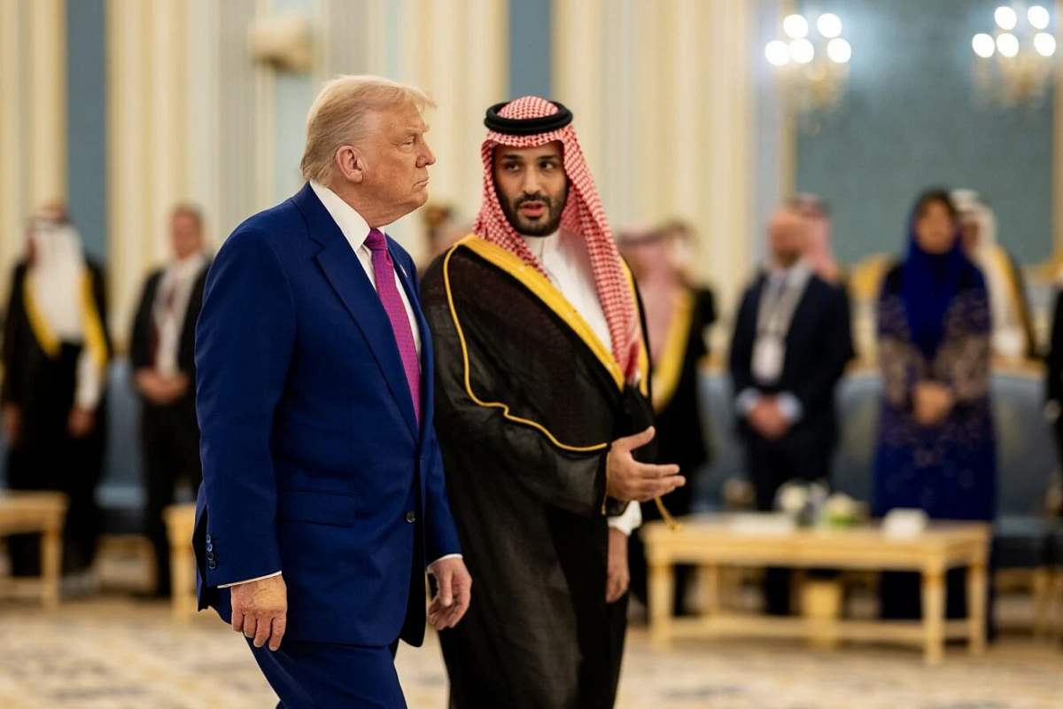 Les pays du Golfe coincés entre un Iran affaibli et un Israël tout-puissant Les pays du Golfe coincés entre un Iran affaibli et un Israël tout-puissant