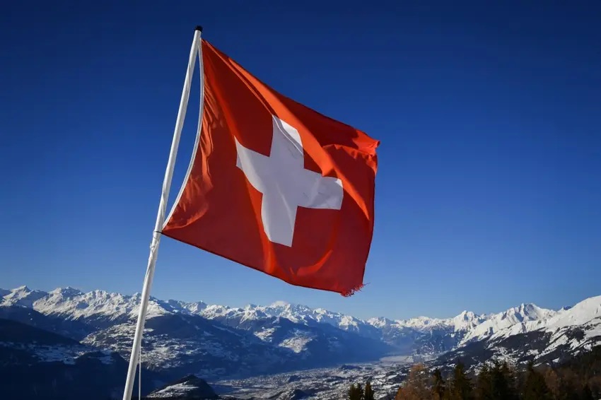 La Suisse lève une partie des sanctions économiques imposées à Damas La Suisse lève une partie des sanctions économiques imposées à Damas