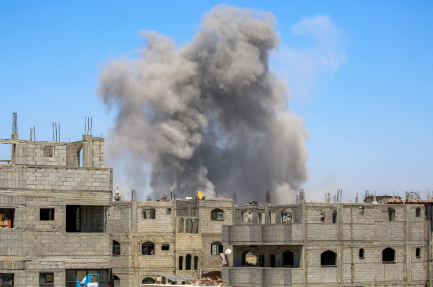 Seven Israeli soldiers killed in Gaza, pressure on Netanyahu for cease-fire