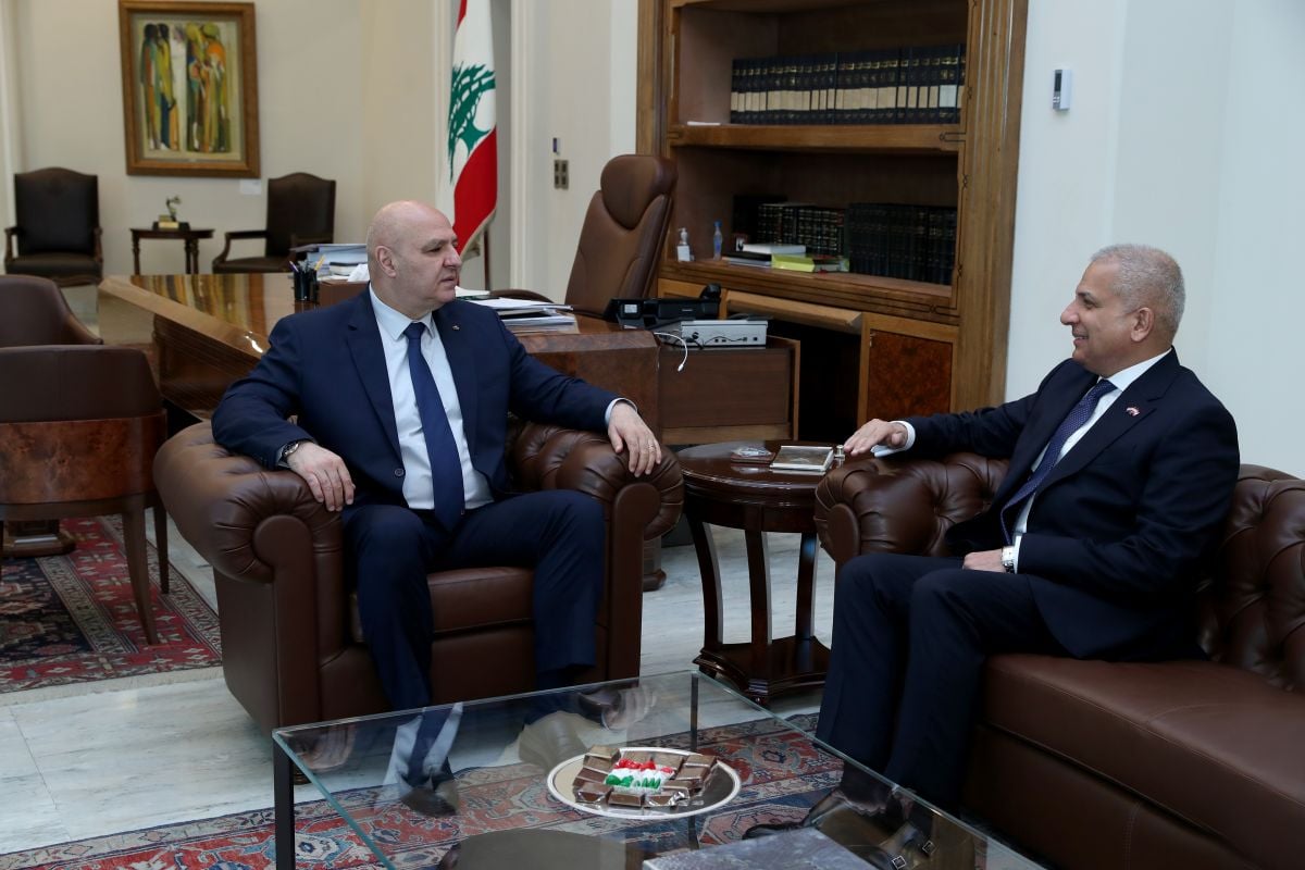 Aoun and Iraqi envoy vow to boost ties
