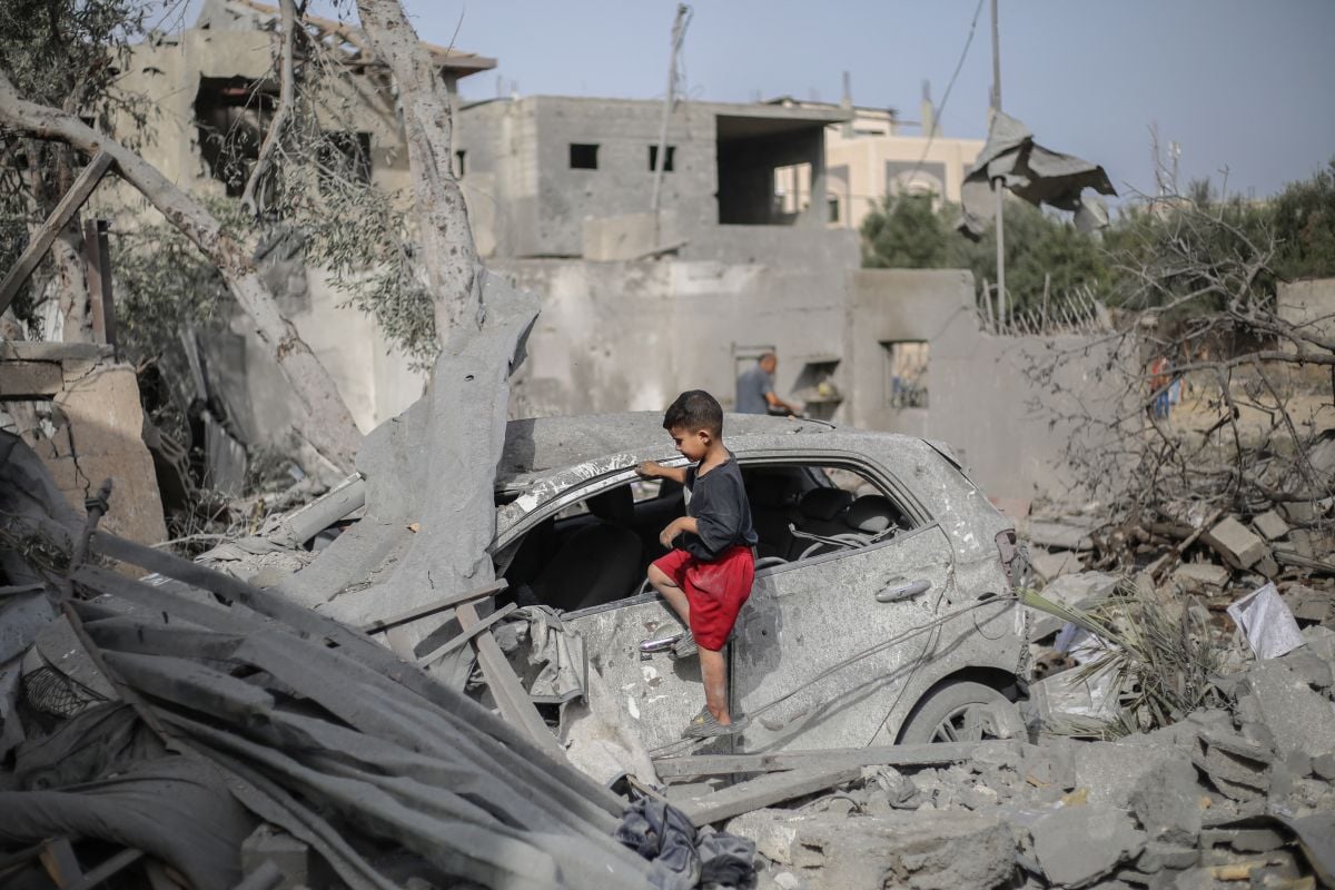 Hamas says it is studying cease-fire proposal labelled 'final' by Trump