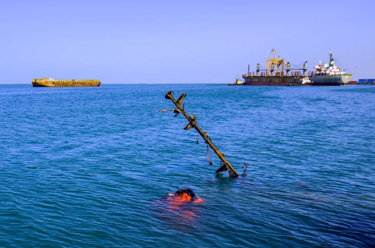 Houthis claim responsibility for Sunday's Red Sea attack Houthis claim responsibility for Sunday's Red Sea attack