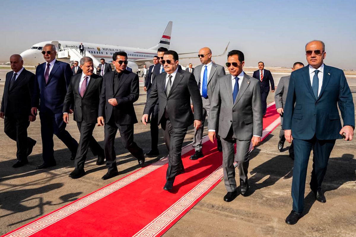 Iraq PM reopens Mosul airport years after IS devastation