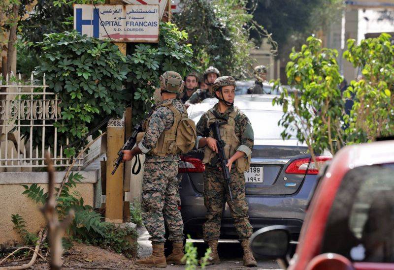 L'armée libanaise procède à l'explosion de munitions non éclatées à Choueifate
