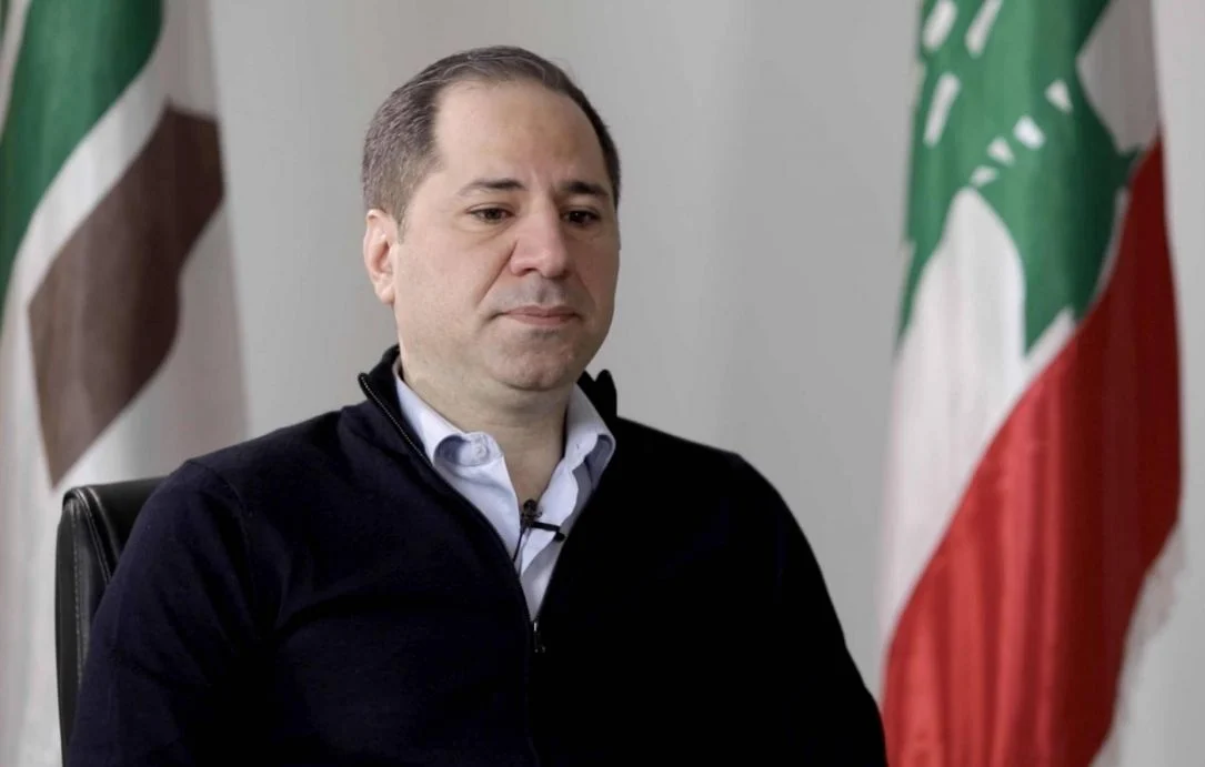 La situation Syrie ne peut pas justifier que le Hezbollah conserve ses armes, affirme Samy Gemayel
