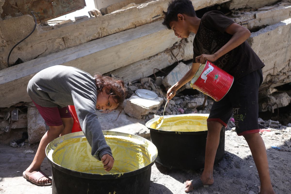 « Famine de masse » à Gaza : le point sur cette « arme de guerre »
