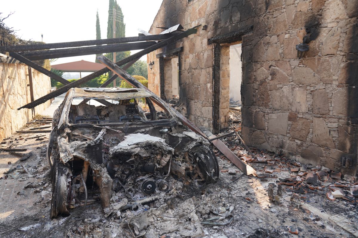 Feu de forêt à Limassol : le Liban « disponible pour prêter main-forte »
