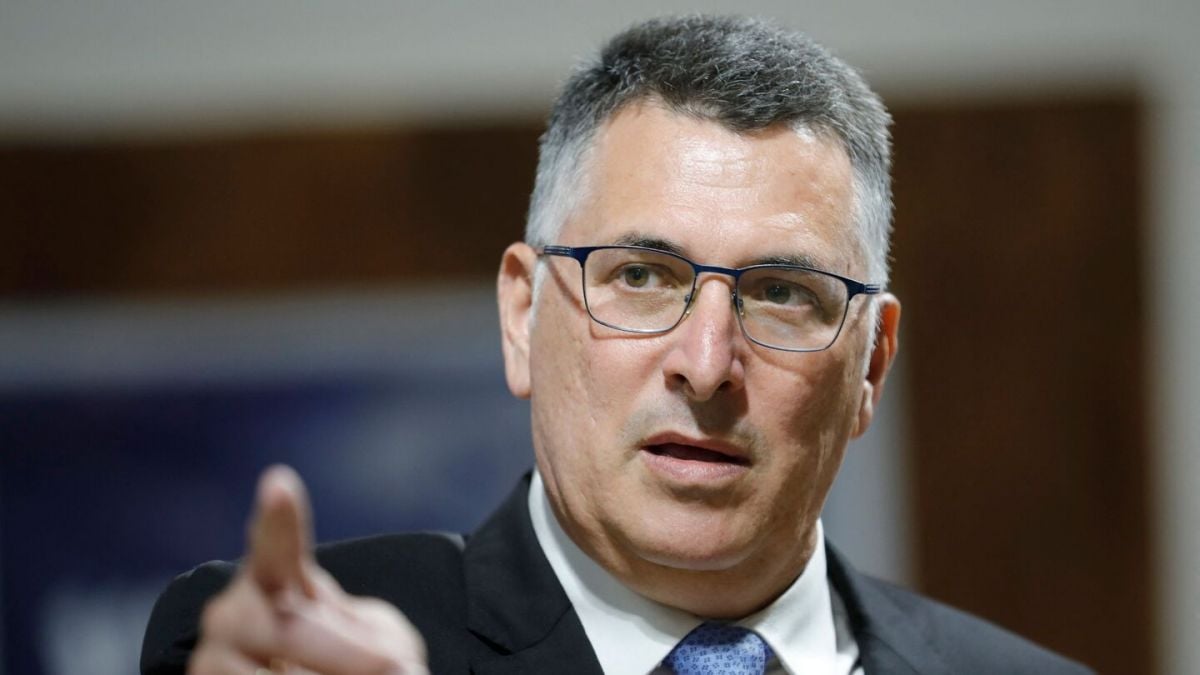 Israel says it does not want to be 'the Czechoslovakia of the 21st century'