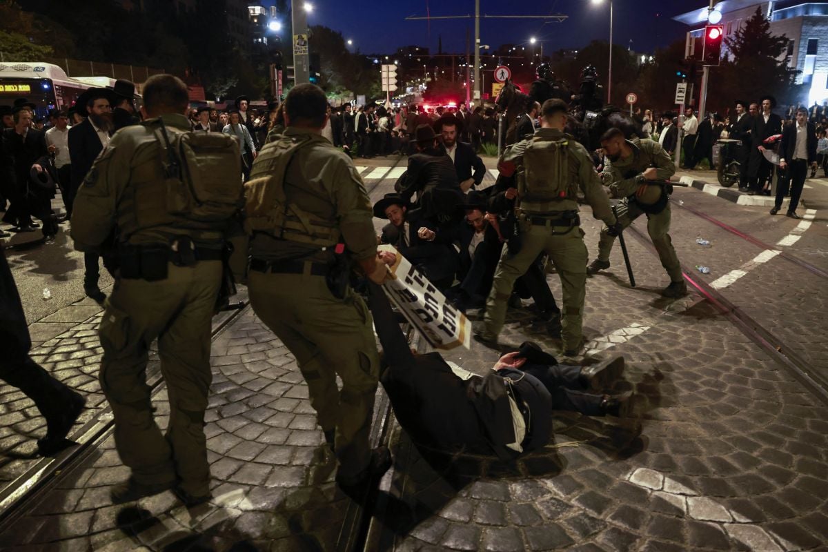 Israel ultra-Orthodox vow to push back after students' arrest