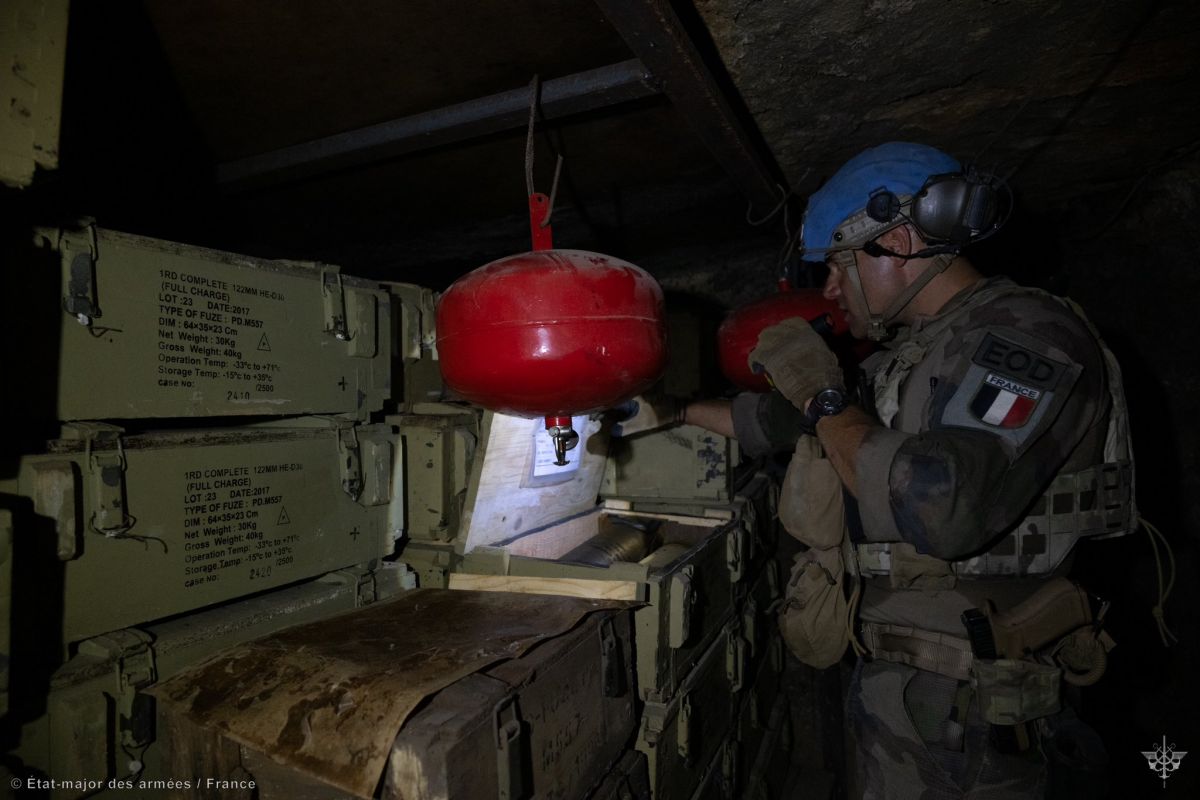 'Network' of tunnels, hundreds of weapons found by UNIFIL and Lebanese Army in Naqoura