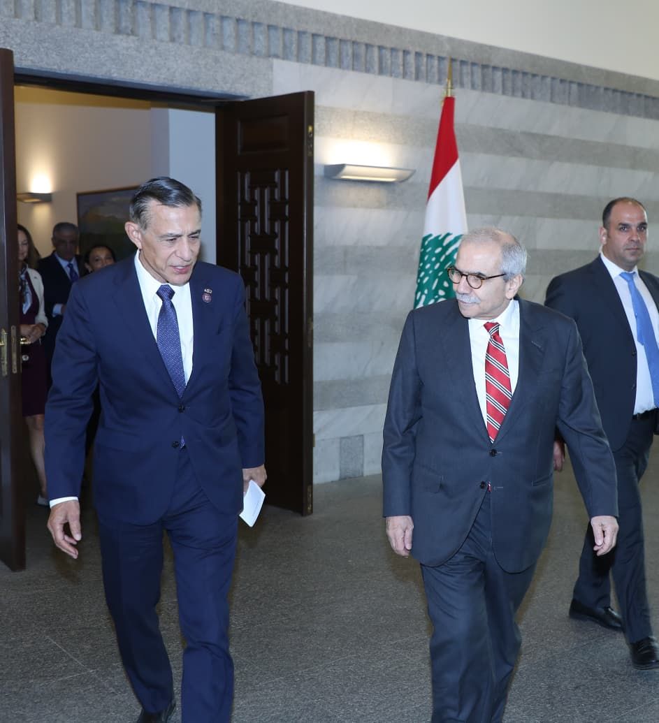 Darrell Issa « optimiste » quant à la mise en œuvre de la décision de désarmement prise par le gouvernement