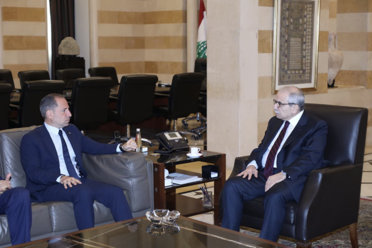 Depuis le Sérail, Samy Gemayel dénonce les « ingérences iraniennes » au Liban