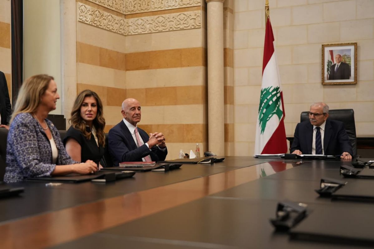Devant Barrack, Salam appelle Washington à « assumer ses responsabilités et faire pression sur Israël »