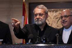 Ali Larijani à Aïn el-Tiné, le 13 août 2025. Photo Mohammad Yassine / L'Orient-Le jour