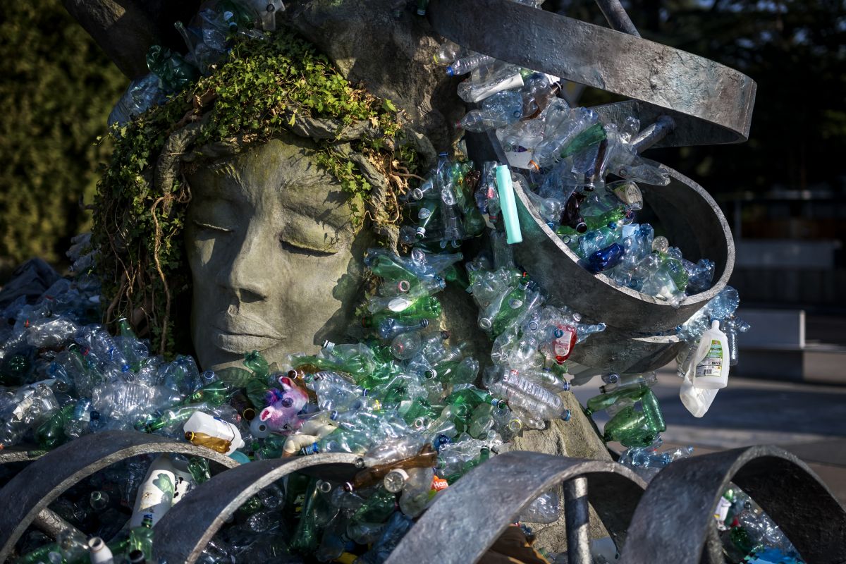 Le traité sur le plastique « au bord de la falaise »