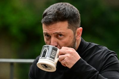Zelensky rencontrera Donald Trump lundi à Washington, selon Kiev