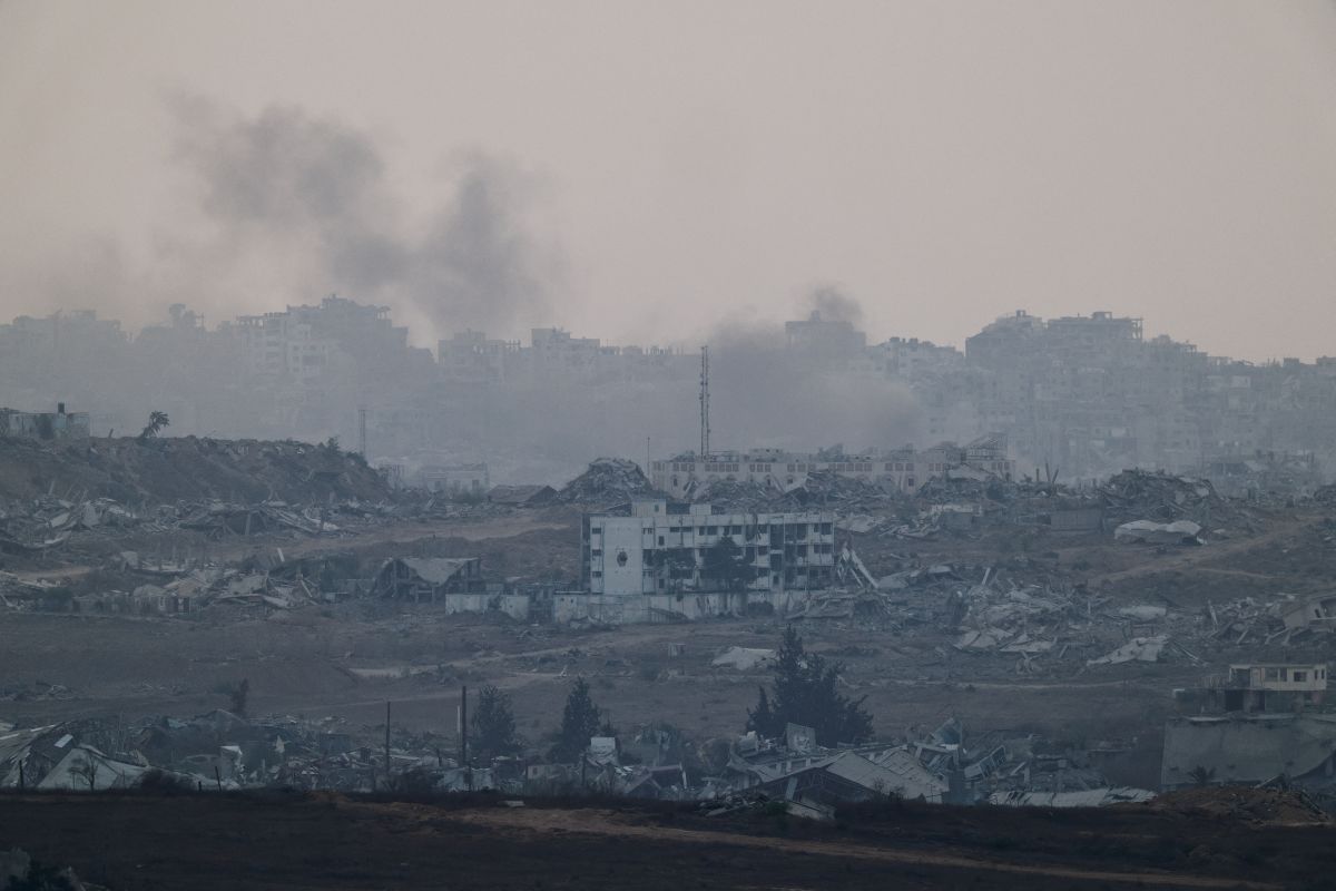 Retrait israélien « progressif », échange de prisonniers et désarmement au cœur des négociations sur Gaza, selon al-Arabiya